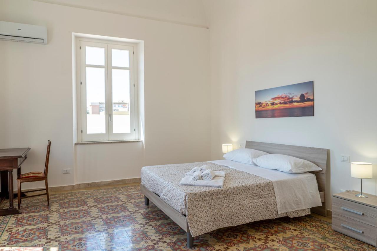 Le Case Di Franca Trapani Buitenkant foto